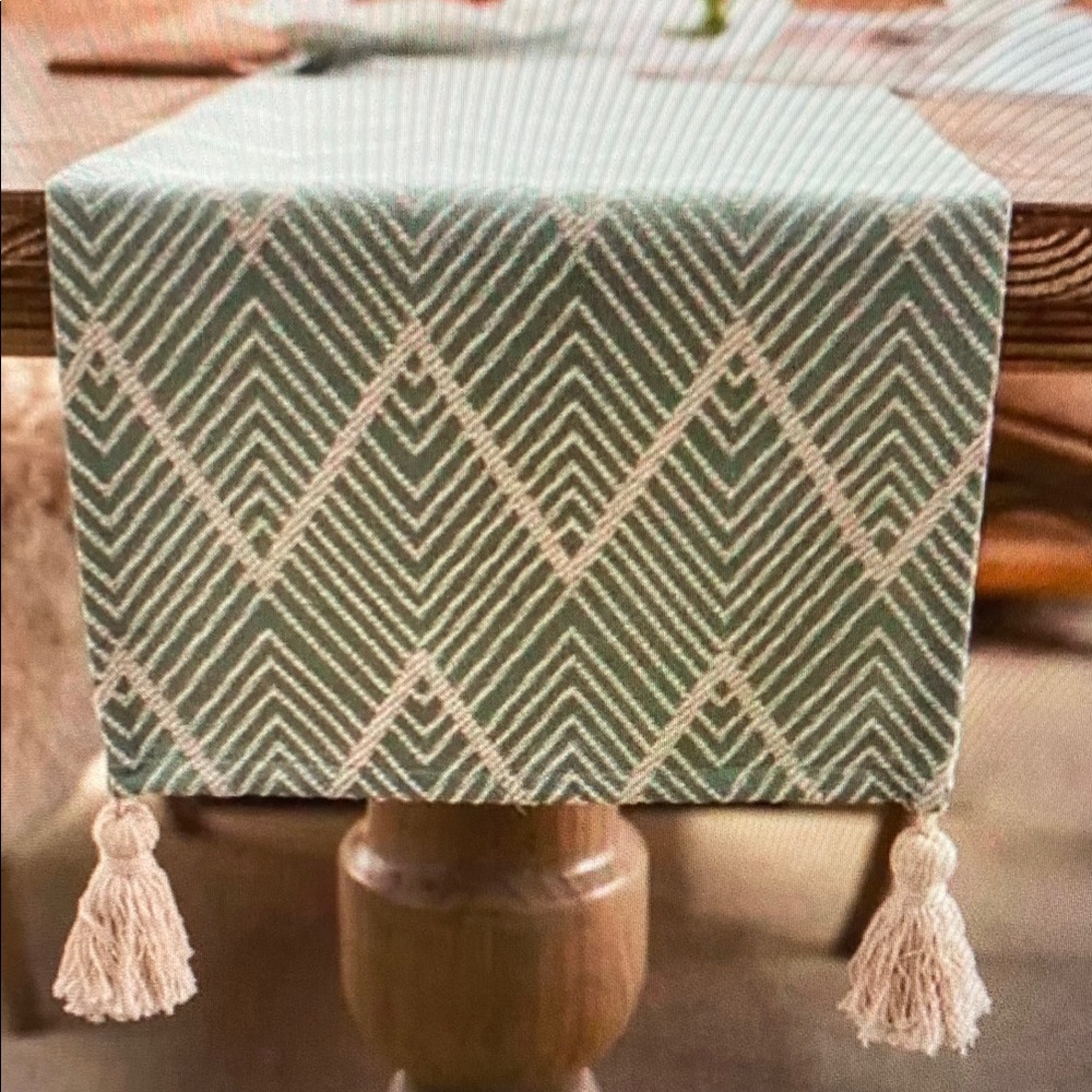 Geometric Patterned Table Runner in Green and Cream